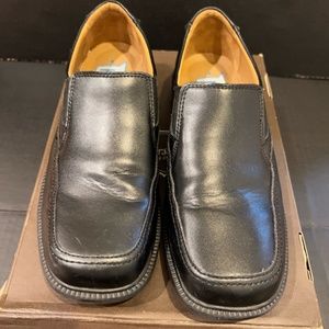 Florsheim Boys Dress Shoe (Black) Size 6 Wide